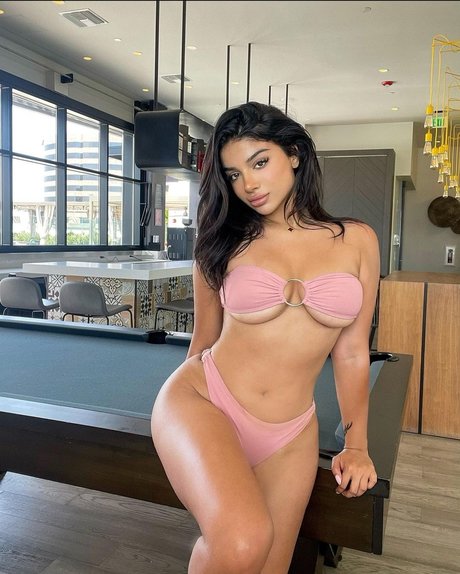 peeing onlyfans top photos