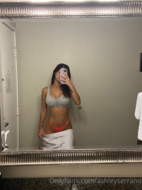 Ashley Serrano porn model images