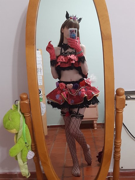 Kiki Glitter Cosplay sex star image