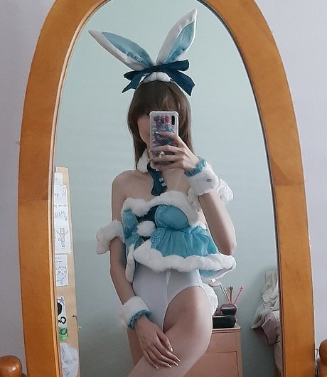 Kiki Glitter Cosplay xxx model image