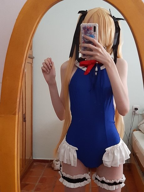 Kiki Glitter Cosplay top star pictures