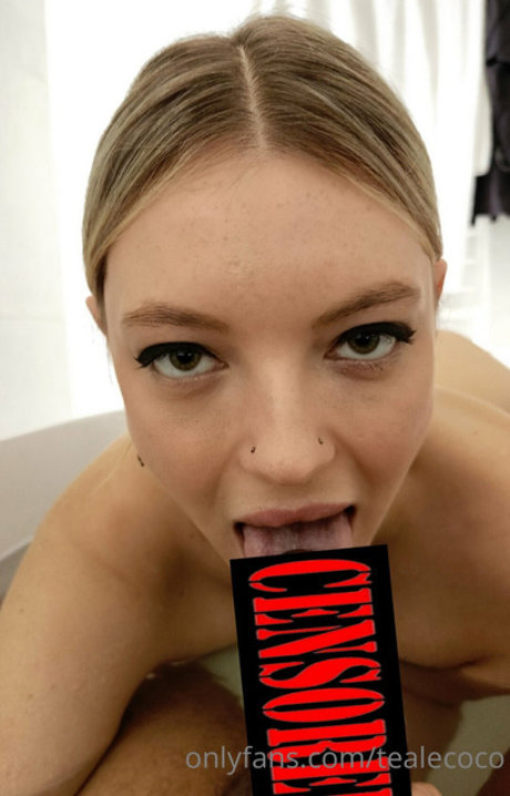 Teale Coco model sexy photos