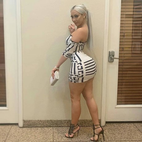 Una model xxx pictures