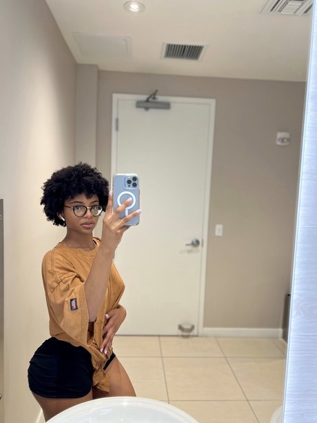 blonde nude onlyfans hot pic