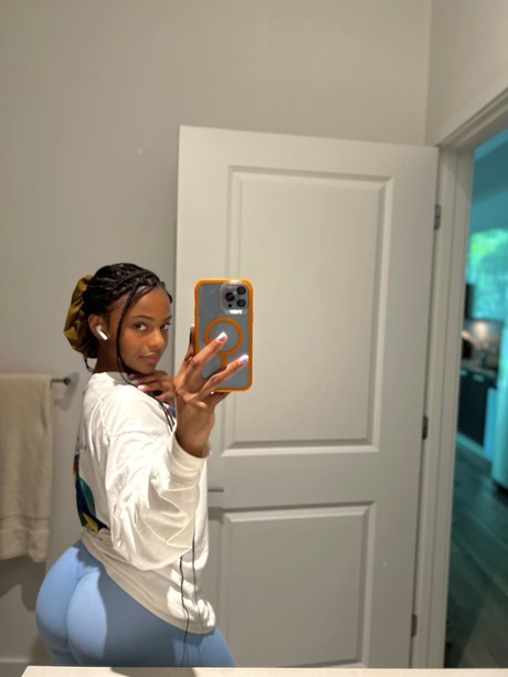 goth kitty onlyfans hot naked image