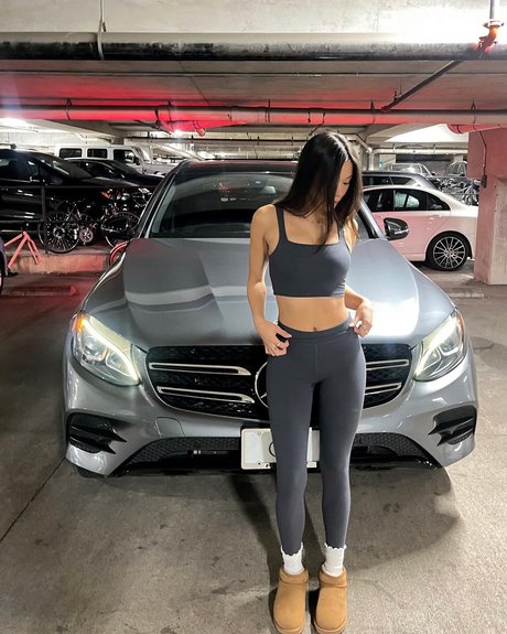 Meilani Kalei pretty model pictures