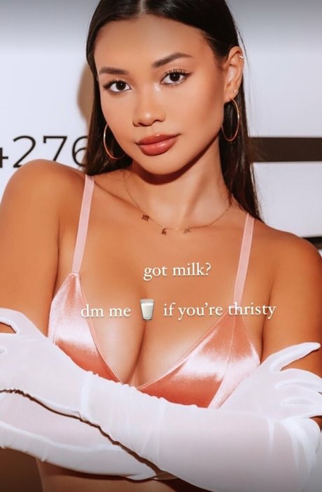 Meilani Kalei beautiful star photo