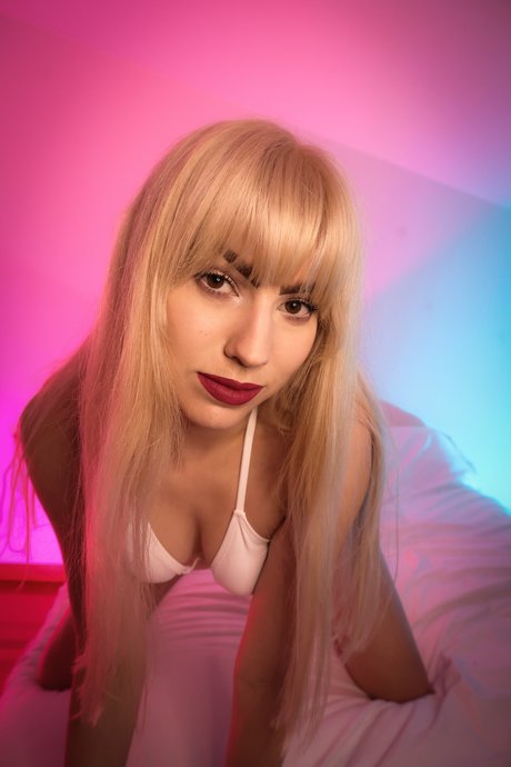 Sonia Anubis best model img