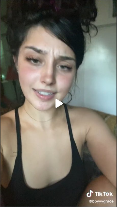 Ggracemarieee erotic pornstar archive