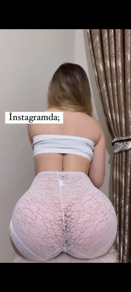 Oznur Guven_ nude actress galleries