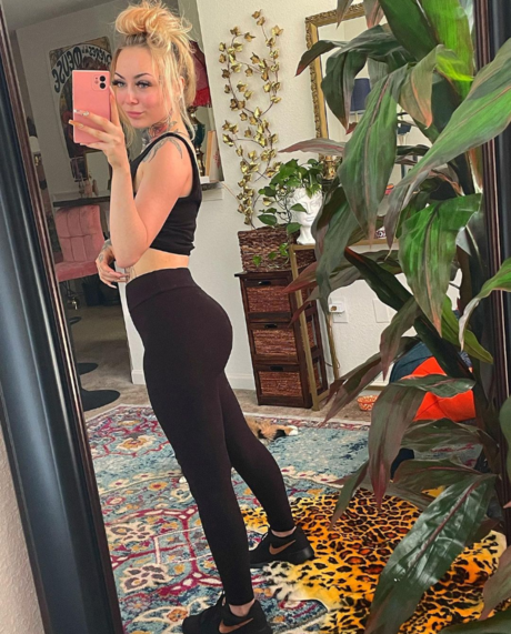 Elyse Summer sexy actress photos