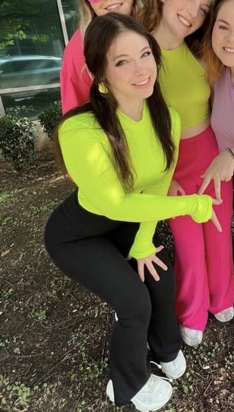 classroom onlyfans pretty pic