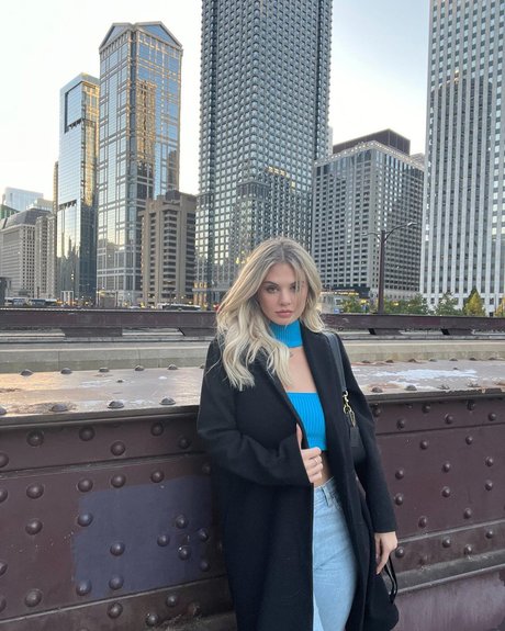 Sterling Claire Bennett pornstar naked pics