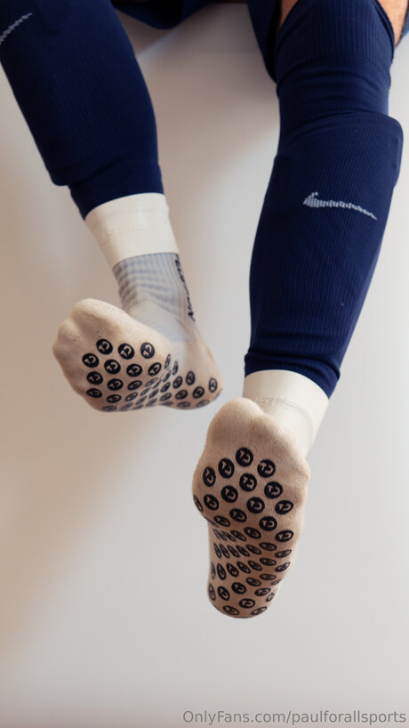 Paulforallsports model perfect img