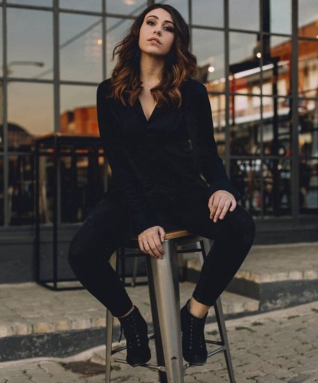 big natural tits onlyfans nude galleries