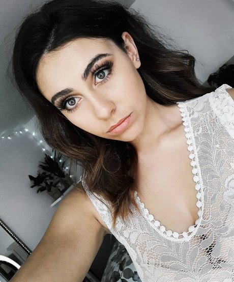 mature asian onlyfans erotic archive