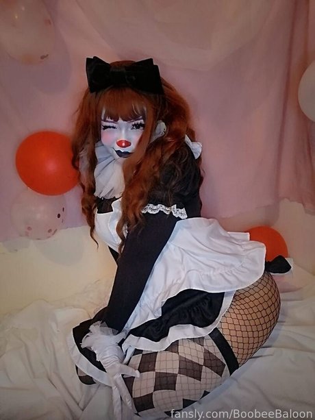 Boobee Clown nude actress img