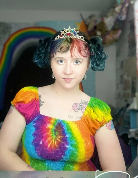 Catholic virgin art star img