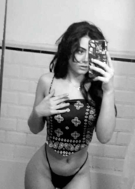 Naydhee nude pornstar picture