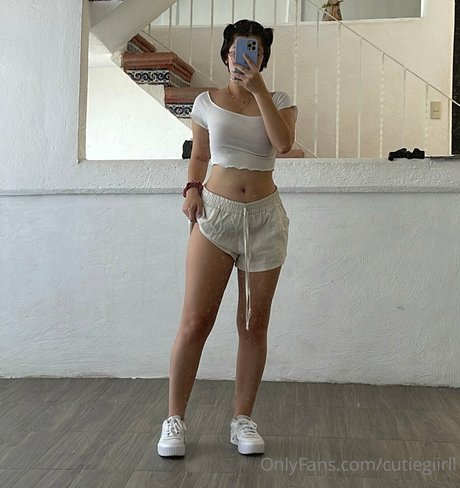 Mariana Castro model erotic photos