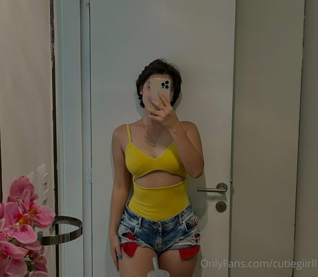 Mariana Castro nudes pornstar picture