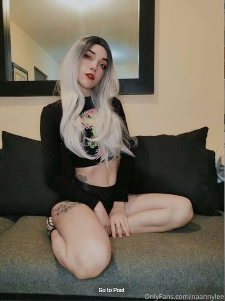 Naannylee pornstar nude image