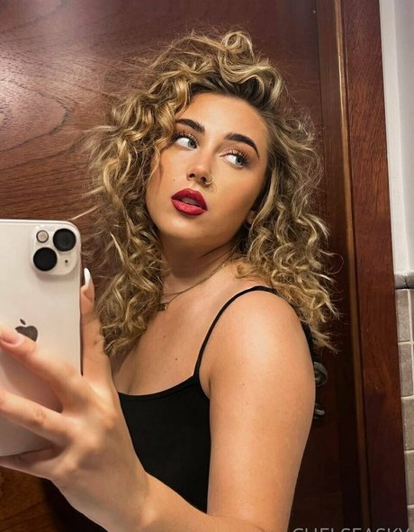 Chelseasky sex star pics