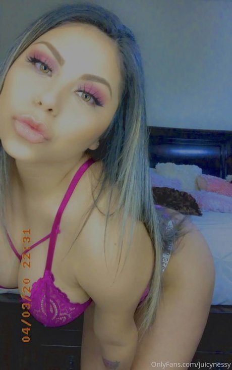 Yanxe ann nice pornstar image