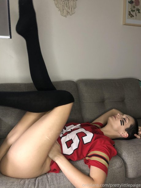 Pretty Little Paige star pornographic pic