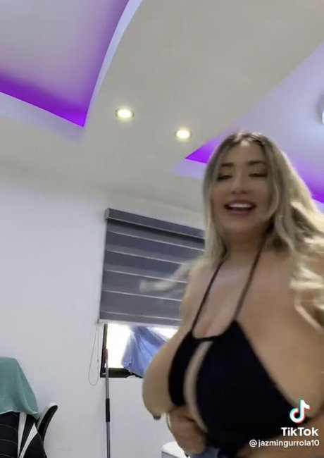 Nimsay model top gallery