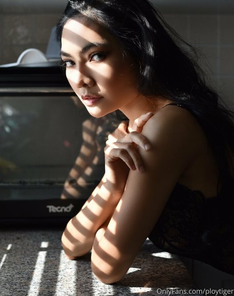 Ploytiger sex actress image