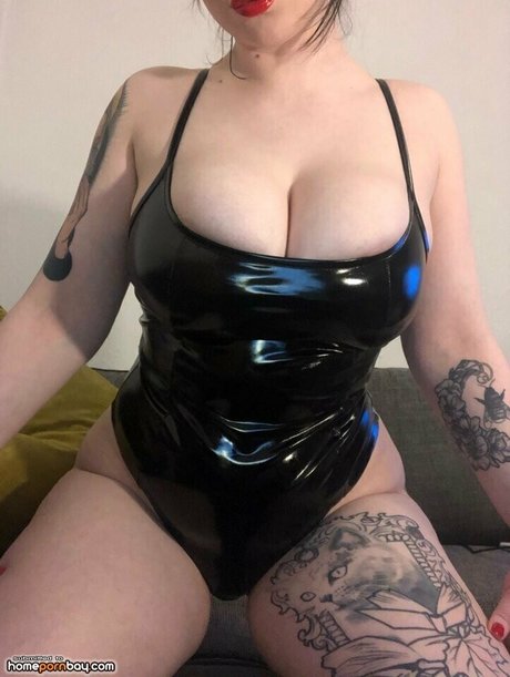 ginseng adult model gallery