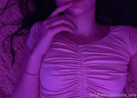 Cutie Lana star top photos