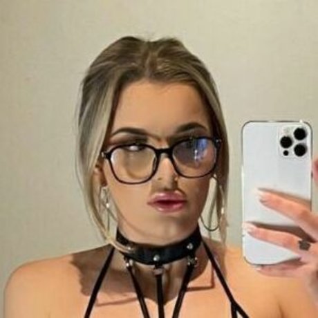 ausariana best pornstar pictures