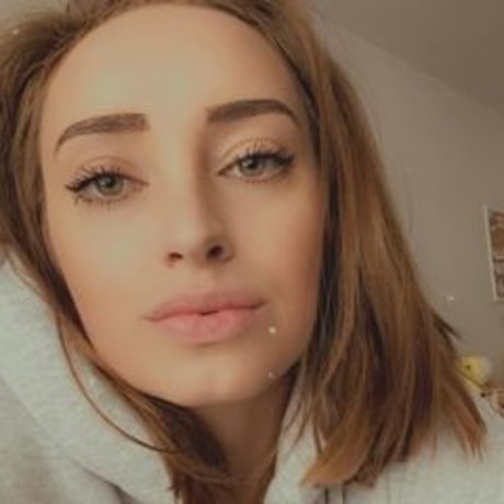 Taylor Paulson model art pic