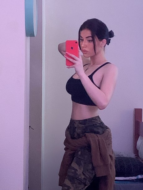 Sukashawty xxx actress image