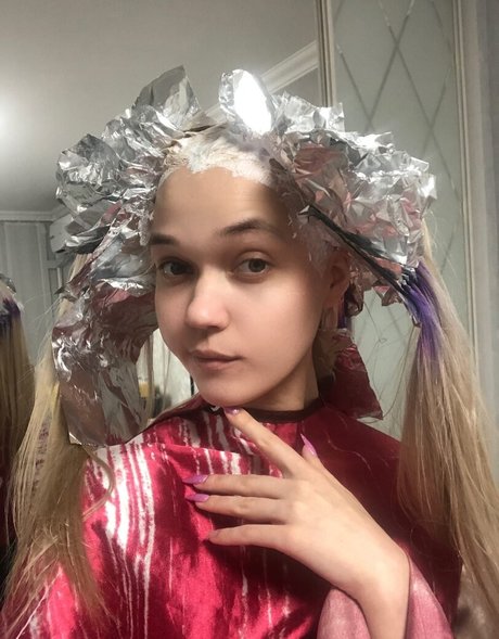 Ariadna Lobe nice pornstar image