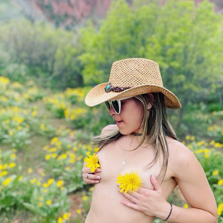 Avain the chaos hot star archive