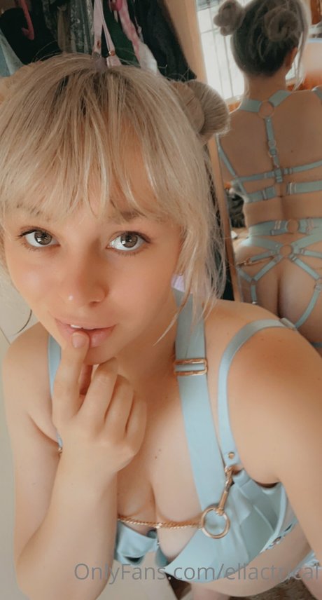 Ellactrical adult actress pictures