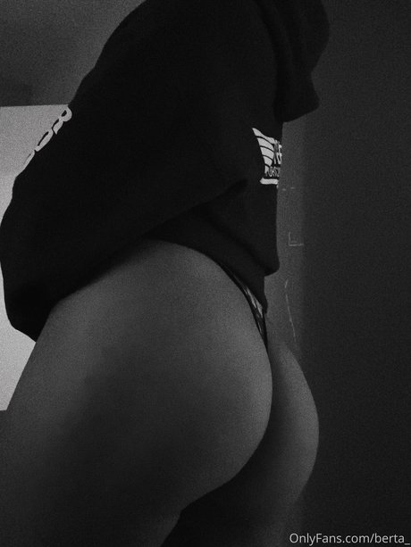 berta_ nude star pics