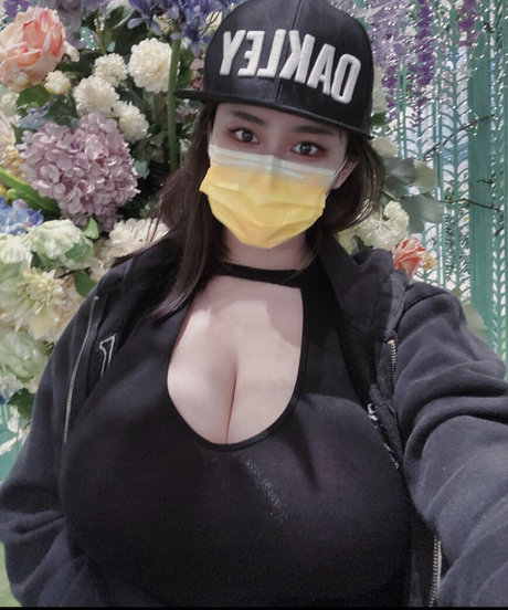 huge tits onlyfans hot gallery