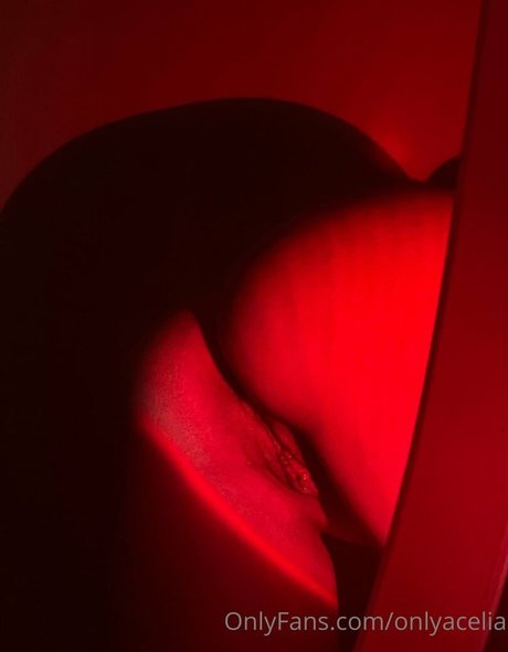 onlyacelia perfect actress photos