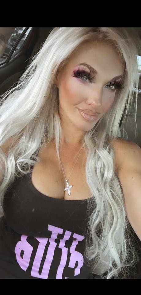 Christina Lee star galleries