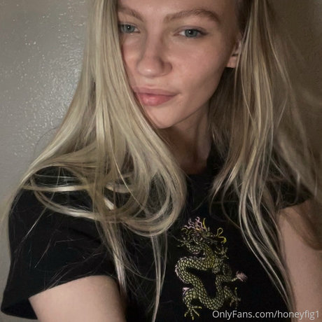 Honeyfig sex star gallery