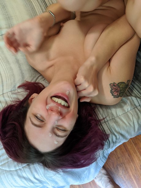 Ginger McKay sexy pornstar gallery