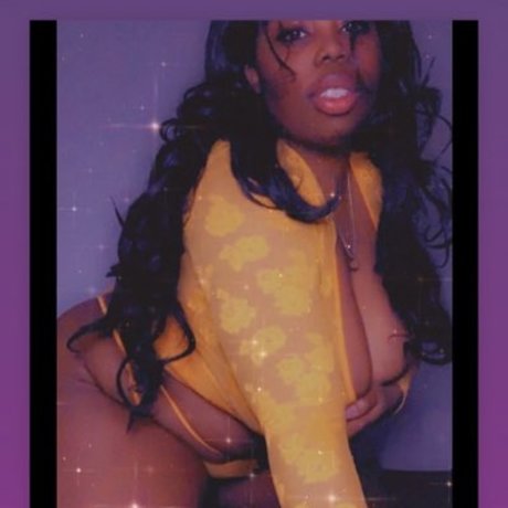 Beatrixx_ model top photos