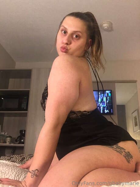 blonde babe onlyfans free nude img