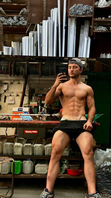 Jotajer nude model image