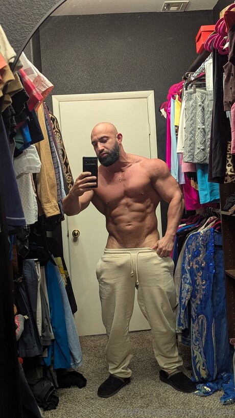 Michael Forte pretty star pictures