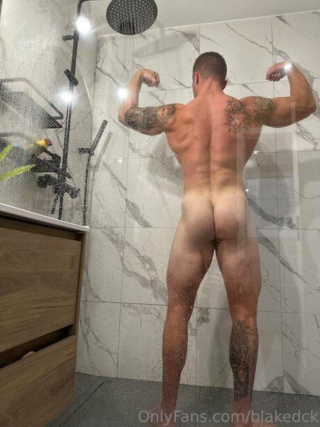 Blakedck star erotic photo